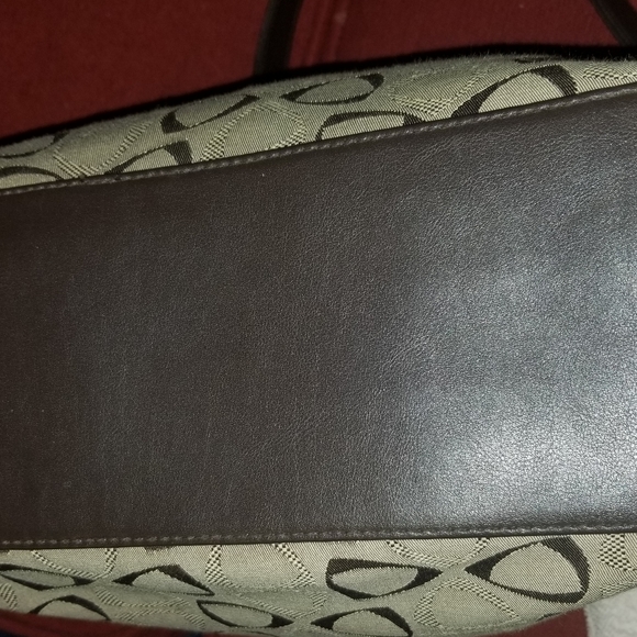 Liz Claiborne purse 13 H X 14 W - Picture 3 of 8